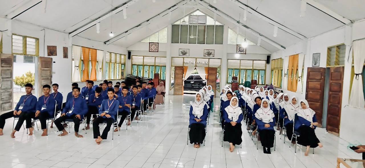 LATIHAN DASAR KEPEMIMPINAN SISWA (LDKS) 2025